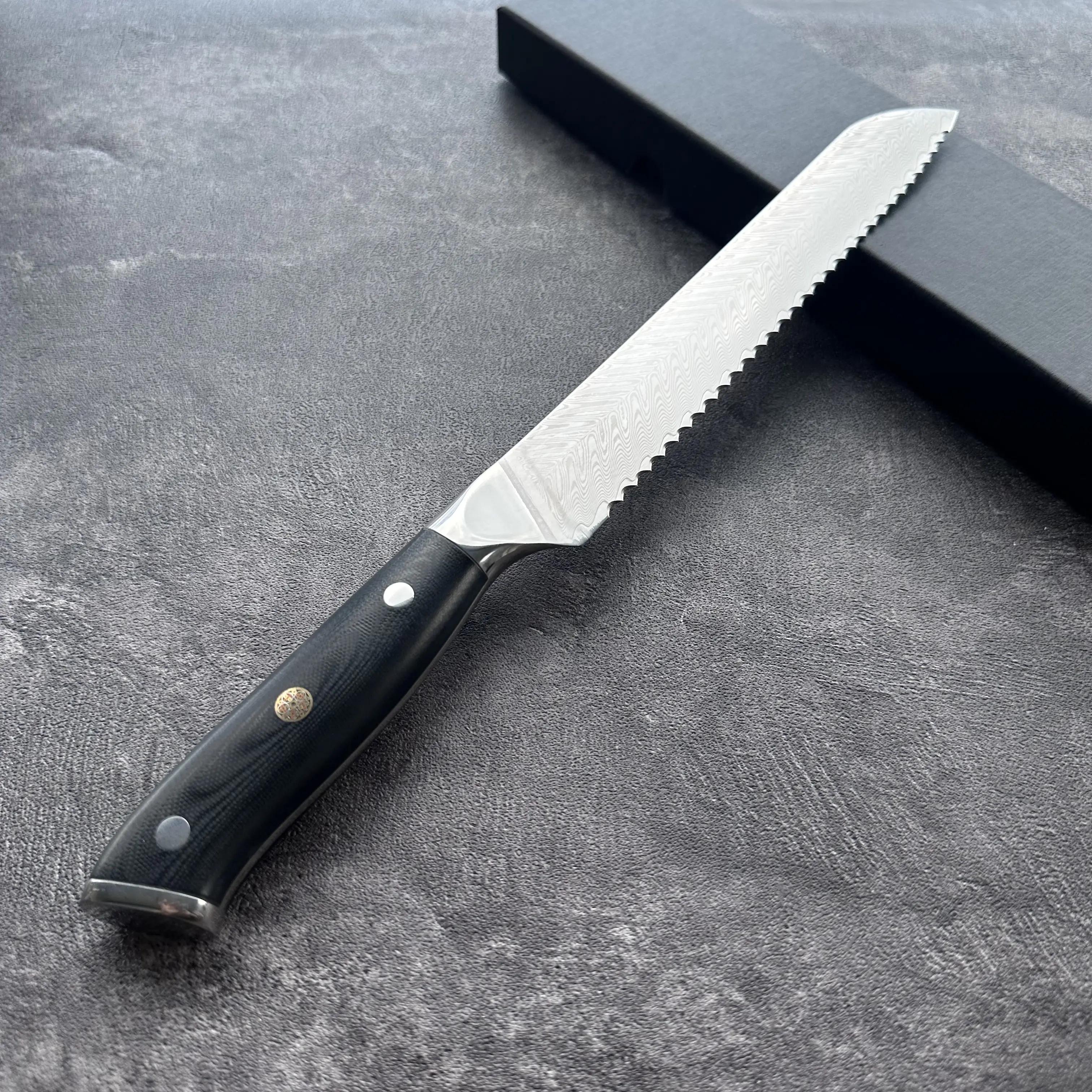 Tonggang 7-in Premium Serrated Bread Knife, Black Handle, Silver Blade for Precision Kitchen Cutting