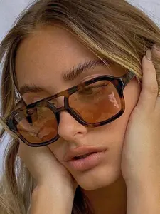 Vintage Trendy Tinted Lens Sunglasses, Retro Outdoor Trendy Beach Eyewear, Fashionable Sunglasses for Men and Women for Everyday Use