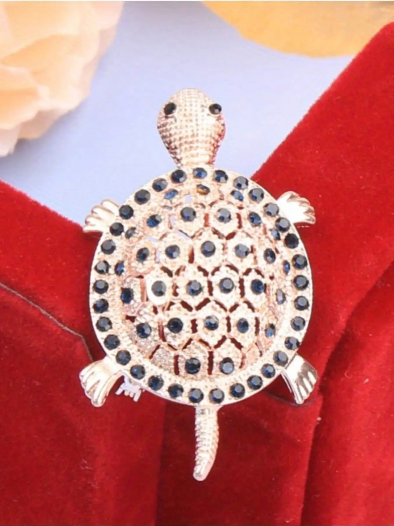 Retro Minimalist Turtle Rhinestone Brooch Women's Fashionable Luxury Jewelry, Elegant and Unique Marine Creature Emblem, Neutral Clothing Accessories Funny Pins, Fashion Accessory