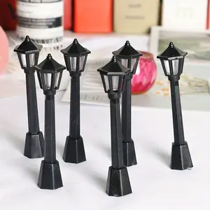 6pcs/set, Dollhouse Desktop Ornaments Micro Landscape Ornaments Model Lamp, Street Lamp Simulation Lamp Creative Small Ornaments Decoration, Gift for Friends