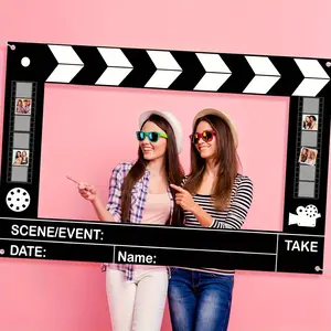 2D flat banner, 1 piece, black and white movie-themed background cloth, with the design of an old-fashioned movie projector, suitable for birthdays, movie nights, celebration events, movie night decorations, photo props, dyz