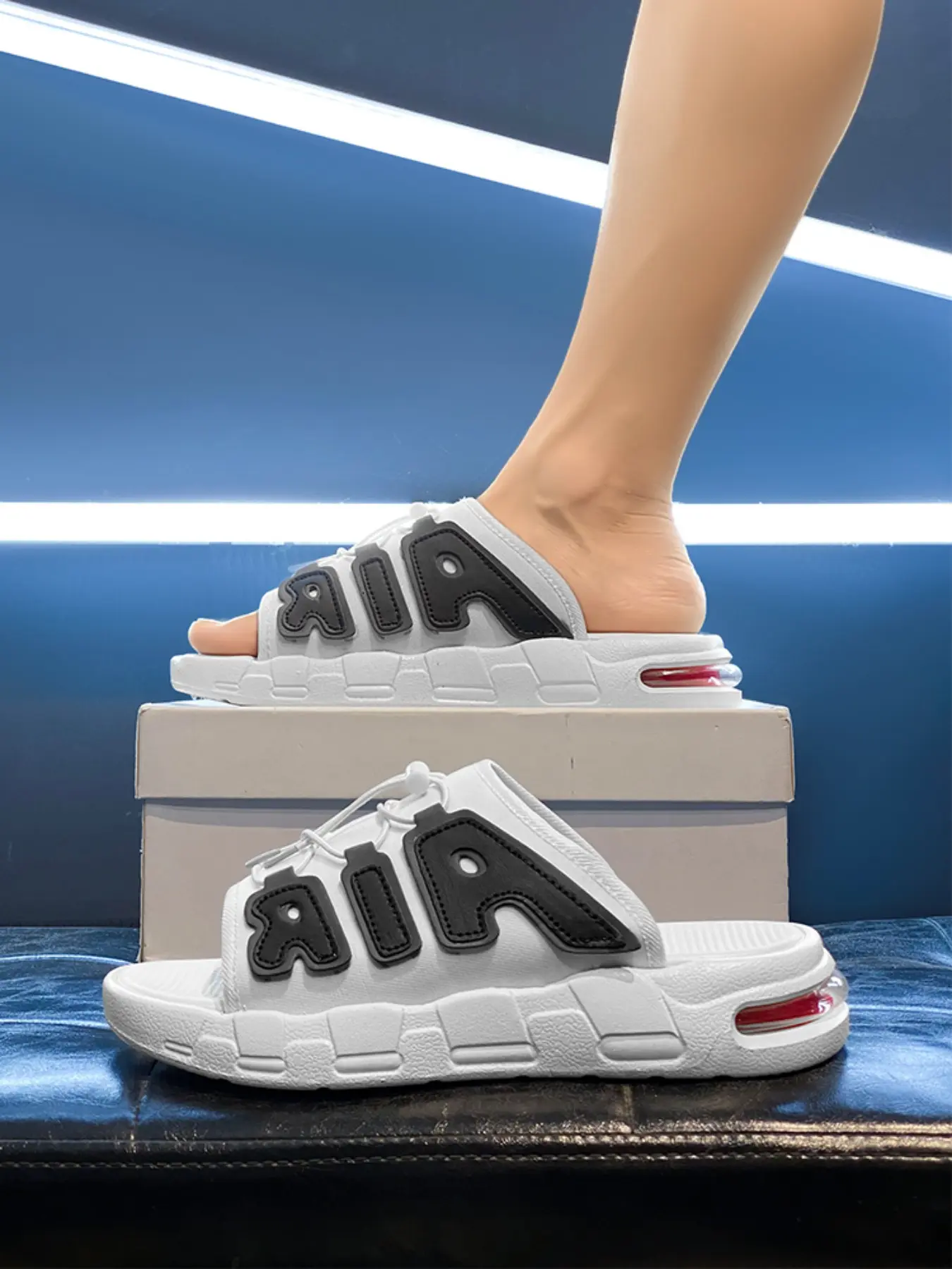 Men's Summer New Soft Anti-Slip Letter Air Cushion Sandals, Sporty Style, Suitable for Men and Boys, All Seasons, Less Than Ankle Height