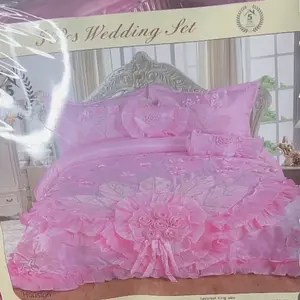 5 -piece bedding set collection. This designer blanket bedding set