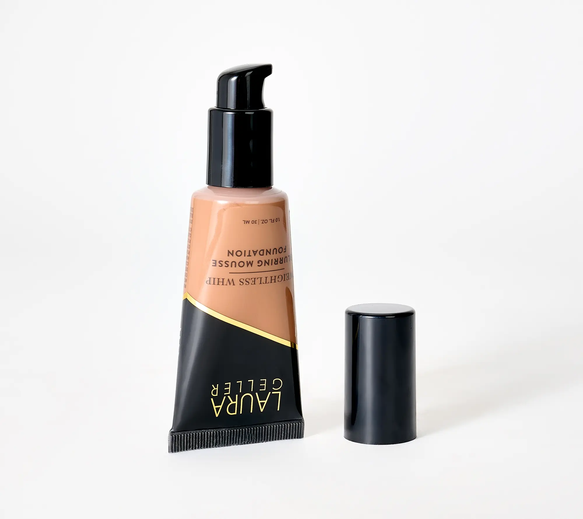 Laura Geller Weightless Whip Blurring Mousse Foundation w/ Brush Laura Geller Weightless Whip Blurring Mousse Foundation w/ Brush
