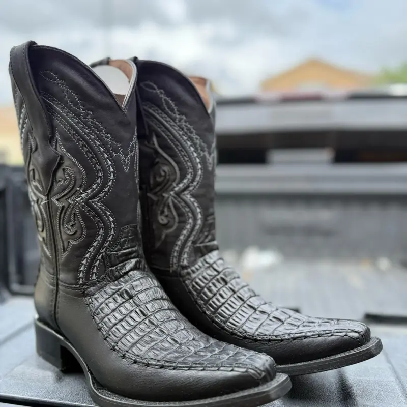 Bota negra versach coco negro western boot Bota negra versach coco negro western boot