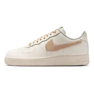 Nike Men's Air Force 1 '07 Low Premium 3D Textured Swoosh Comfort Casual Lifestyle Sneakers Sail Hemp IR7011-121
