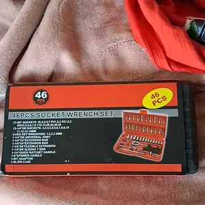 46pcs 1/4 Inch Car Repair Machinery Tools Set, Household Machinery Tools, Socket Wrench Diy Repair Tool Kit, Ratchet Screwdriver Compatible with Car Repair & Bicycle Repair, Hardware Toolbox Compatible with Auto Repairing & Household, Christmas Gift