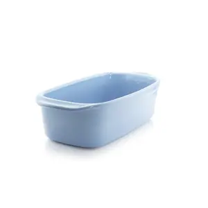 Bake in Style with the Classic Loaf Pan with Handles