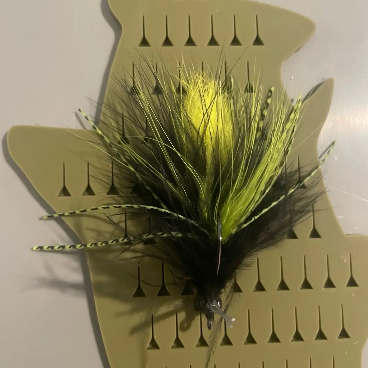 Jig fly black & chartreuse marabou