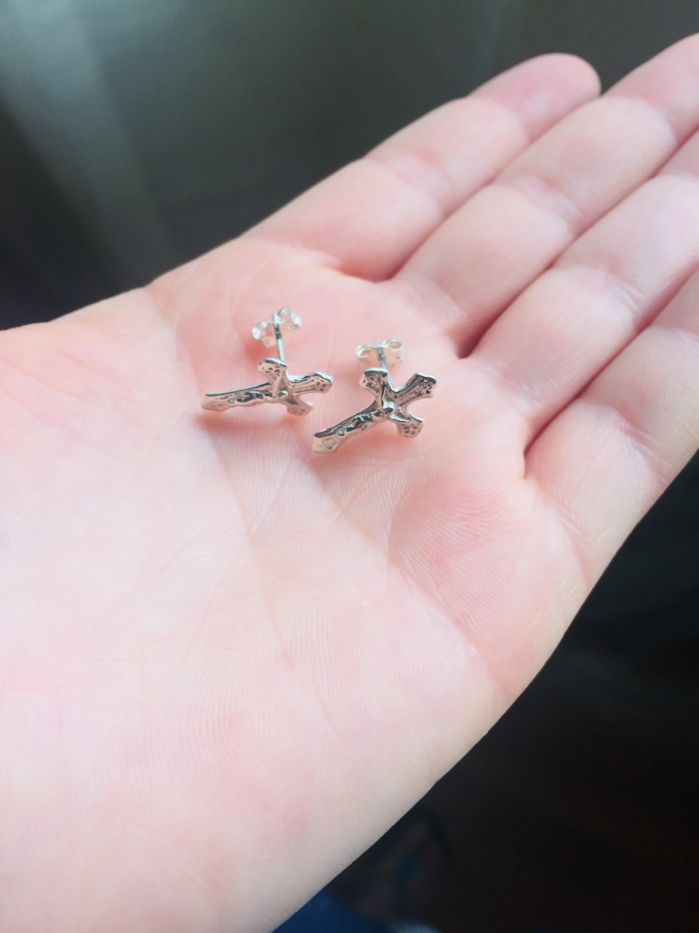 Italian Sterling Silver Crucifix Stud Earrings.