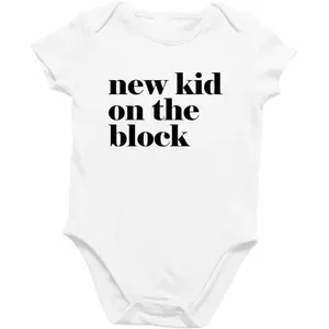 Baby Onesie Unisex Bodysuit 0-24 months - Baby Pregnancy Announcement