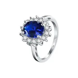 1pc Glamorous Cubic Zirconia Decor Silver Wedding Band For Women For Daily Decoration