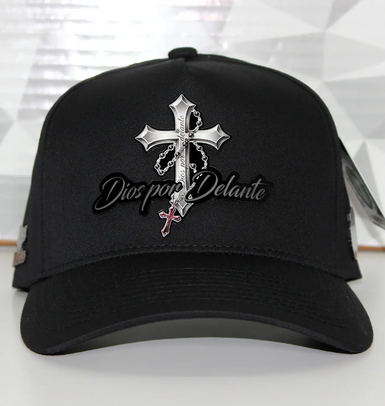 Dios por Delante Gorras Belicas