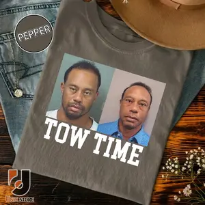 Tiger Woods DUI Mugshot 2026 T-Shirt, Golf Legend Shirt, Vintage Golf 2026 Shirt, Sports Icon Tee, Golf Fan Gift