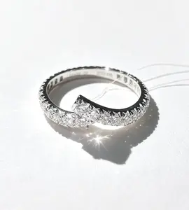 Platinum 0.8ct Diamond Chipped diamonds Full-Eternity
