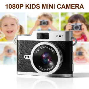 1080P HD Mini Digital Camera Keychain Camera Retro Micro with 32GB Card,  Retro Snap Digital Camera 6 Filters,0.96'' HD Tiny Vintage Video Recorder for Travel Study Outdoor Activities