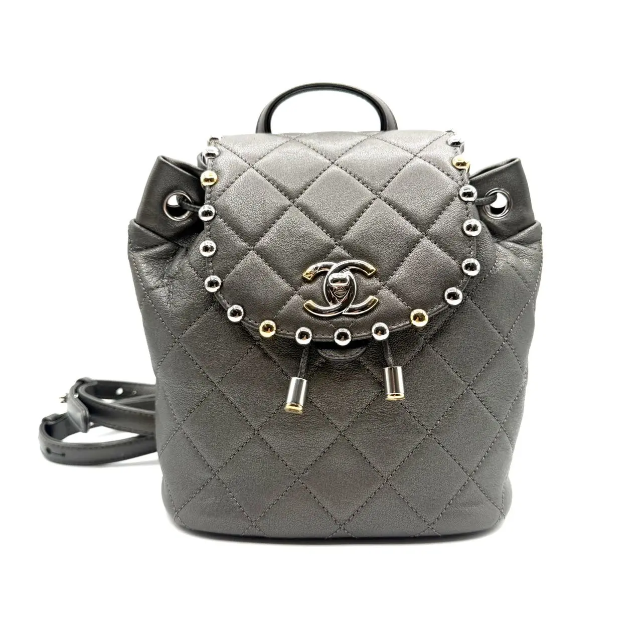 Pre-owned CHANEL Leather Backpacks CALUXB Goatskin Quilted Metallic Bubble Backpack Silver