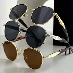 Women's Retro Oval Metal Sunglasses - Trendy UV Protection for Summer & Travel - Lightweight & Durable Design - Classic Oval Frame - Versatile Retro Style