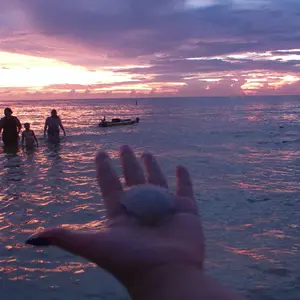 Product Review of GLOBAL PICK 4K Digital Camera with 180° Flip Screen, 16X Digital Zoom Vlogging Camera, Autofocus Camera, Including Wide Angle & Macro Lens, 32GB TF Card, Ideal Gift Choice, Photographic Kit from N**🦋