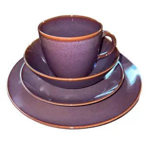 Madam Stoltz Stoneware Dinnerware Set - 4 Piece Set with Round Plates, Bowls, and Porcelain, Ideal for Dining and Everyday Use