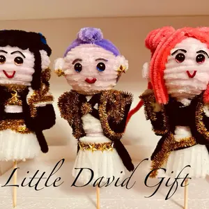 Handmade Pipe Cleaner cake topper