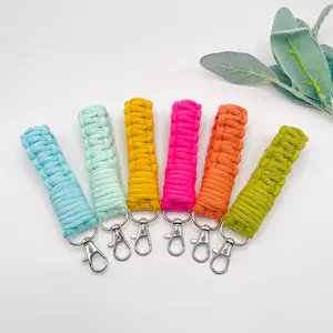 Vibrant Mini Macrame Finger-let Keychain ⎮ Vibrant Collection ⎮ Gift for her ⎮ Mini Wristlet Key Fob ⎮ Macrame Keychain cute keychain female gift
