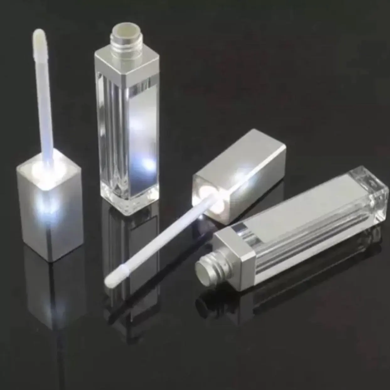 Lip Gloss with Light & Mirror on Lip Gloss Tube Lip Gloss with Light & Mirror on Lip Gloss Tube