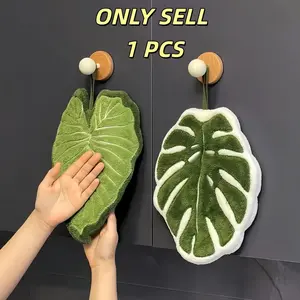 Creative Coral Fleece Leaf-Shaped Hand Towel, Absorbent Towel, Strong Absorbency, Versatile Use, Ideal for Bathroom, Kitchen, and Restaurant