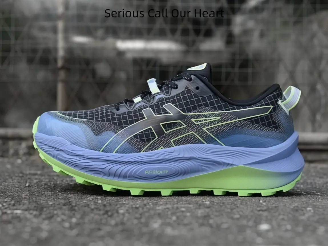 Multi-tone Grey Blue Lime Lightweight All-terrain Sneakers, Air-circulating Grid Fabric, Tear-resistant Footwear For Outdoor Sports Video Creation