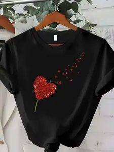 Women'S Birthday Squad Graphic Tee - White Casual Crew Neck Short Sleeve T-Shirt with Crown & Heart Design, All-Season Top for Casual Attire, Casual Wear  Playful Print  Comfortable Fit, Ladies T Shirts