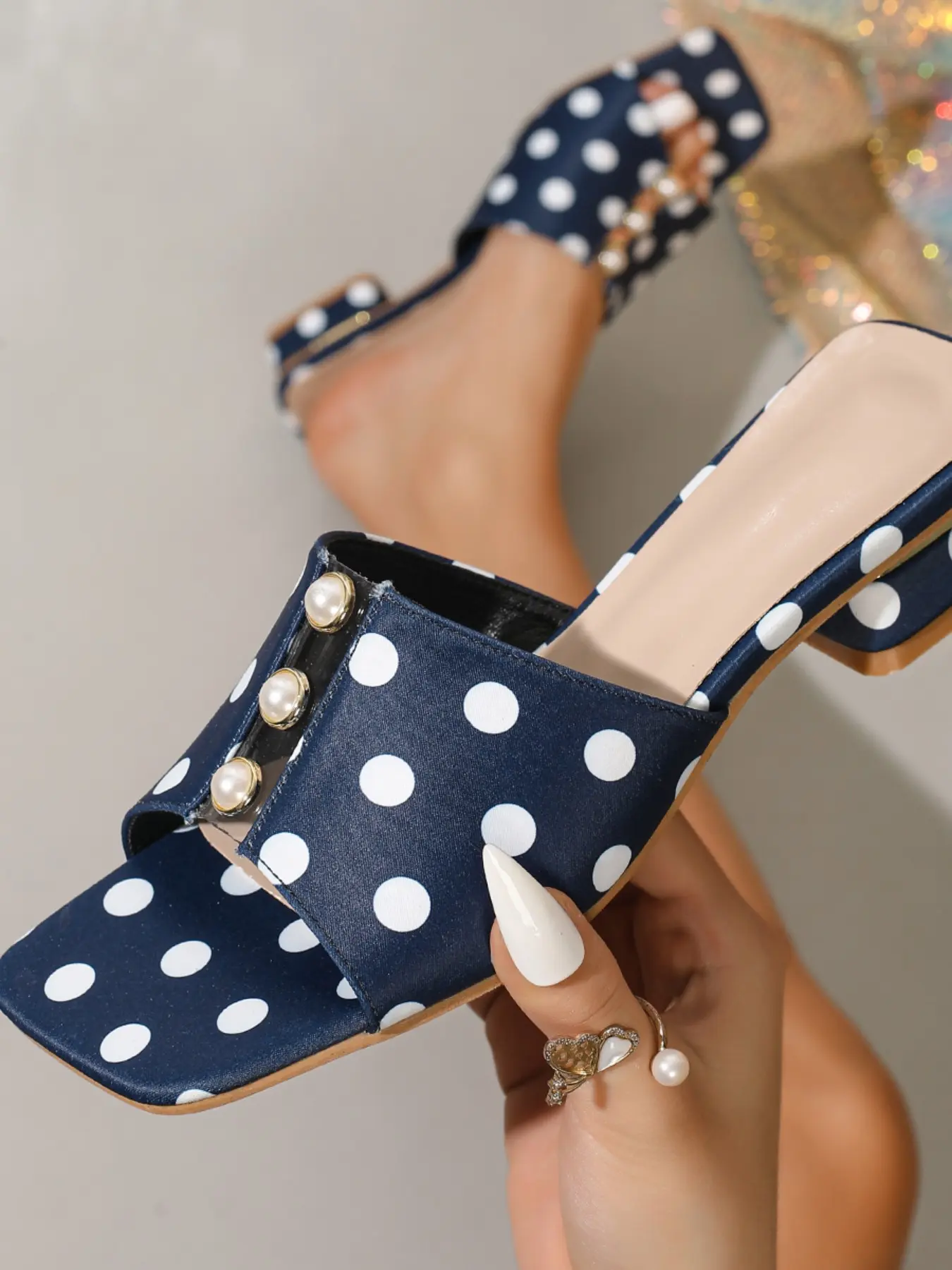 Women's Polka Dot Pearl Buckle Sandals, Fashion Casual Versatile Slippers, Comfortable Walking Commuting Dating Shoes, Fashionable Slide Sandals, Fashionable Footwear