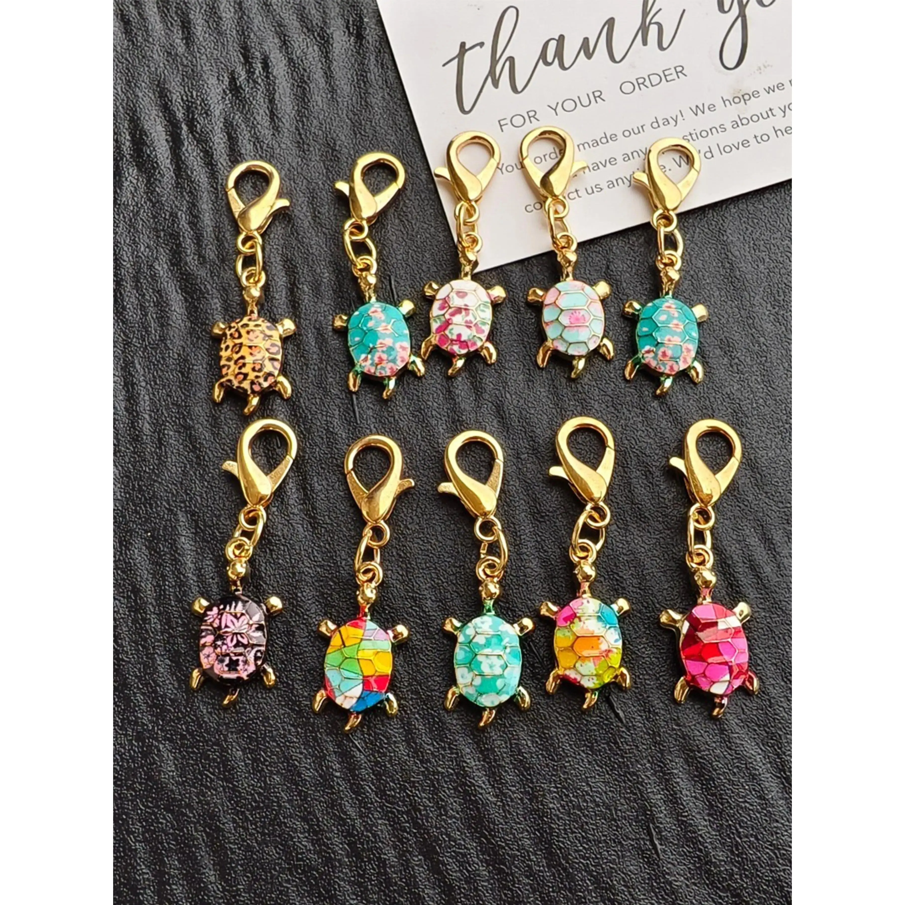 10 Pcs Assorted Cute Durable Turtle Keychains - Matching Keychain Set, Rich-Color Ornaments for Backpacks, Wallets (Sports & Outdoor Fan Shop Gaming Accessory), Keychain Cute