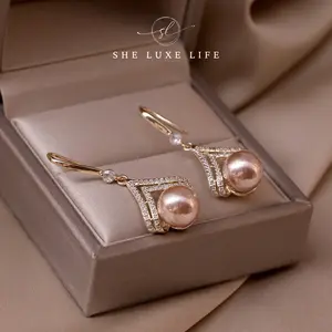SheLuxeLife | Fashionable Minimalist Unique High-End Pearl Earrings – Champagne Pearl Drop Earrings