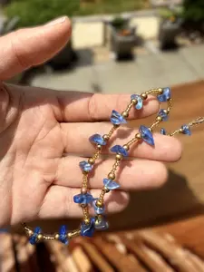Midnight Waves Gold-Plated Beads with Lapis Lazuli Chip Beads Necklace Elegant Blue Gemstone Jewelry