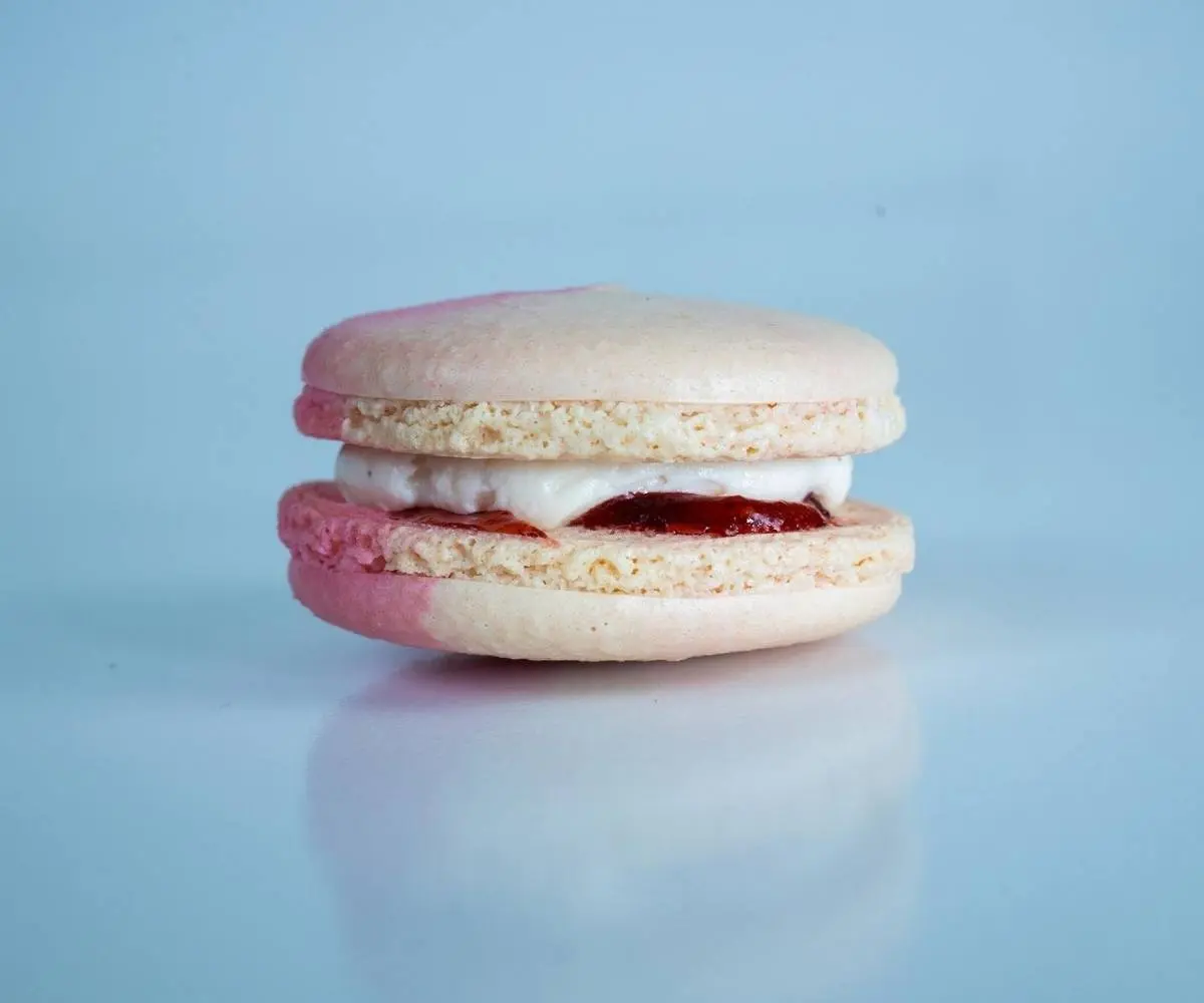 Strawberry Shortcake Macarons – 5-Pack Macaron Cookie Set, Gluten Free