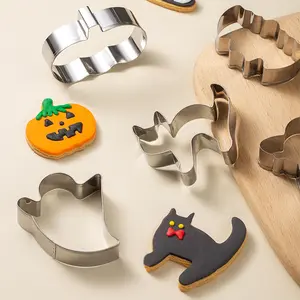 Halloween Stainless Steel Cookie Cutter 12-Piece Set Pumpkin Bat Skull Cookie Cutter, Cookie Mold DIY Baking Tool Set