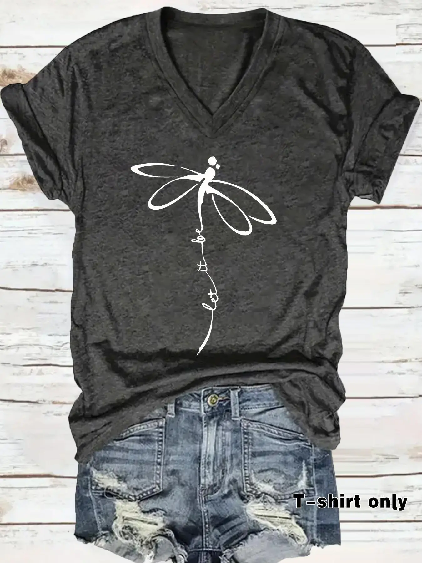 Women's Dragonfly Print V Neck Tee, Casual Streetwear Fashion Short Sleeve T-shirt for Summer, Ladies Clothes for Daily Wear, Top, Womenswear
