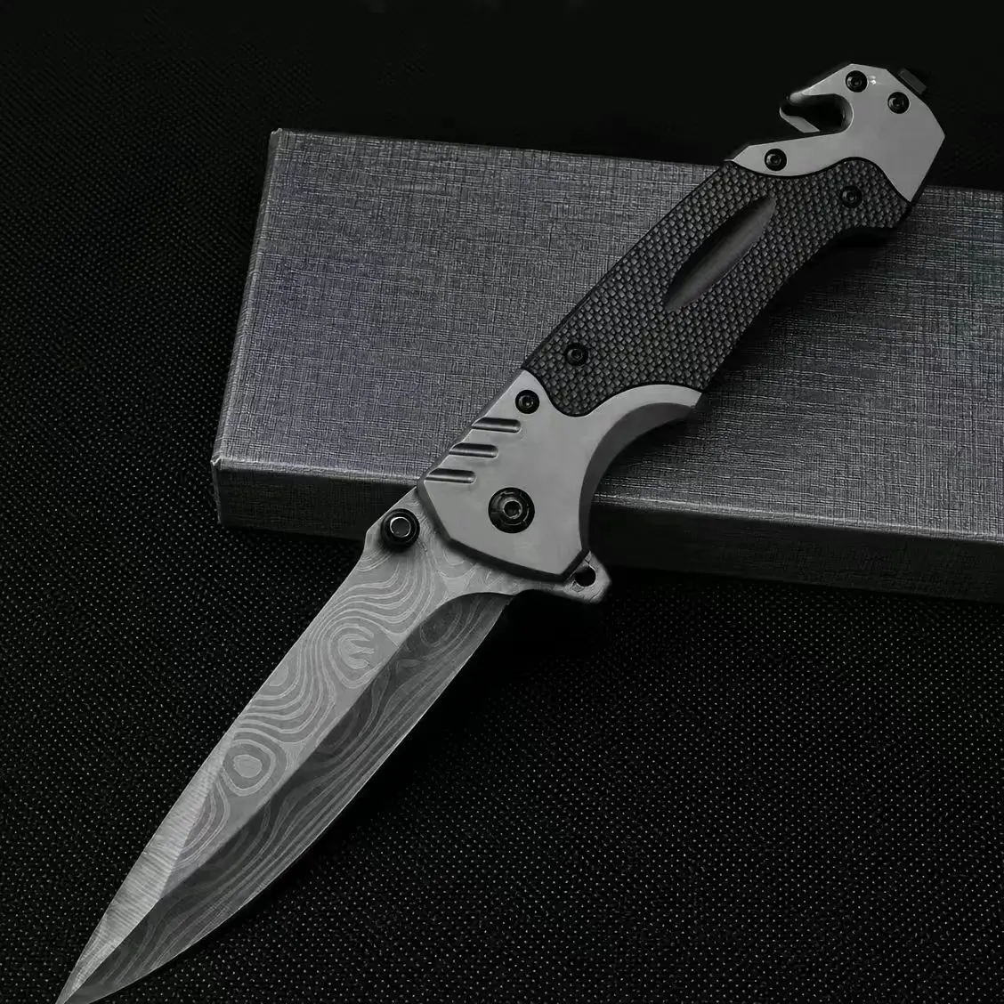 Compact 21cm Carbon Fiber Folding Pocket Knife - Stainless Steel EDC Bushcrafting Multi-Tool with 9.5cm Blade, Seatbelt Cutter, Glass Breaker, Non-Slip Grip for Camping, Hiking