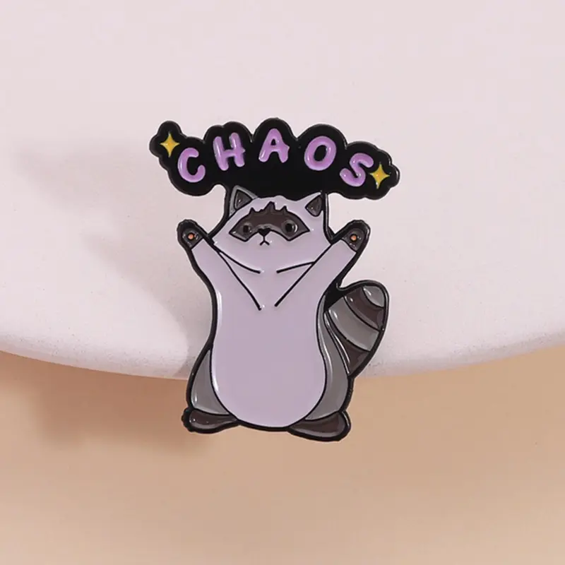 Cute Raccoon Design Brooch, Fashionable Animal Design Brooch, Exquisite Brooch, Charms Enamel Pin Suitable for Backpacks, Jeans, Scarves, Hats Decoration, Durable Metal Pins, Fashion Accessory, Emblem Badge Decoration, Alloy Brooch Pin