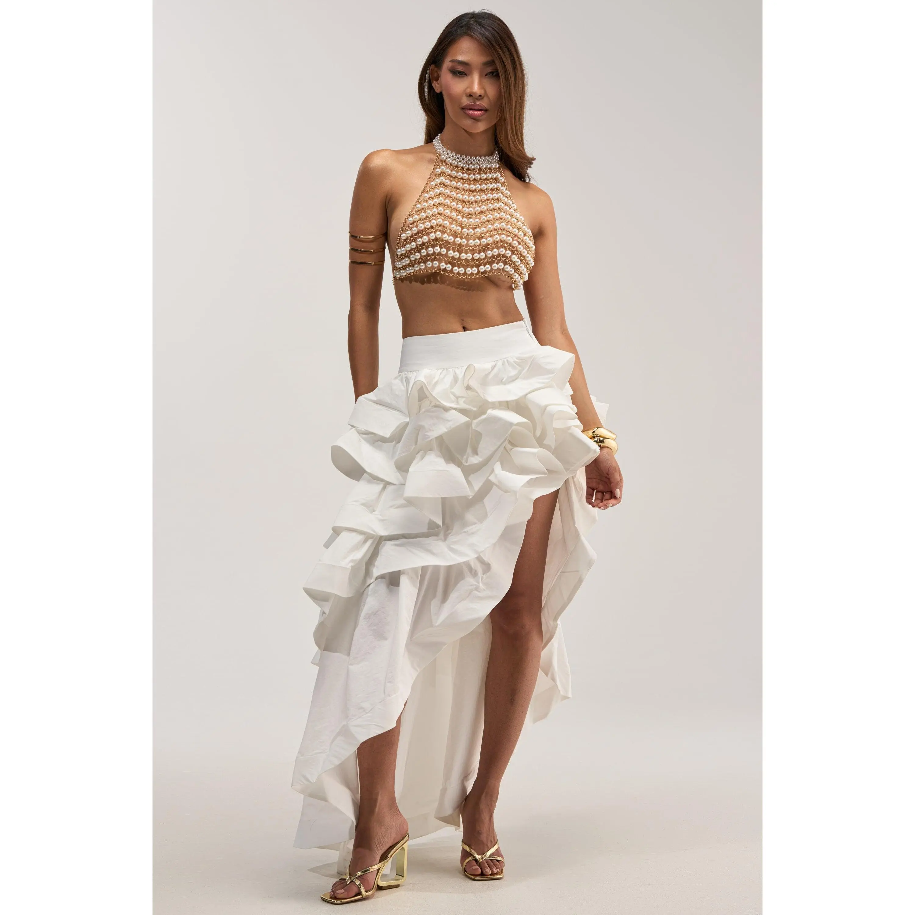 ELEGANT QUEEN ASYMMETRICAL SKIRT IN WHITE