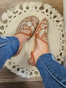 Stella flats ||Huarache mexicano||Embroidered sandals||Charro style|