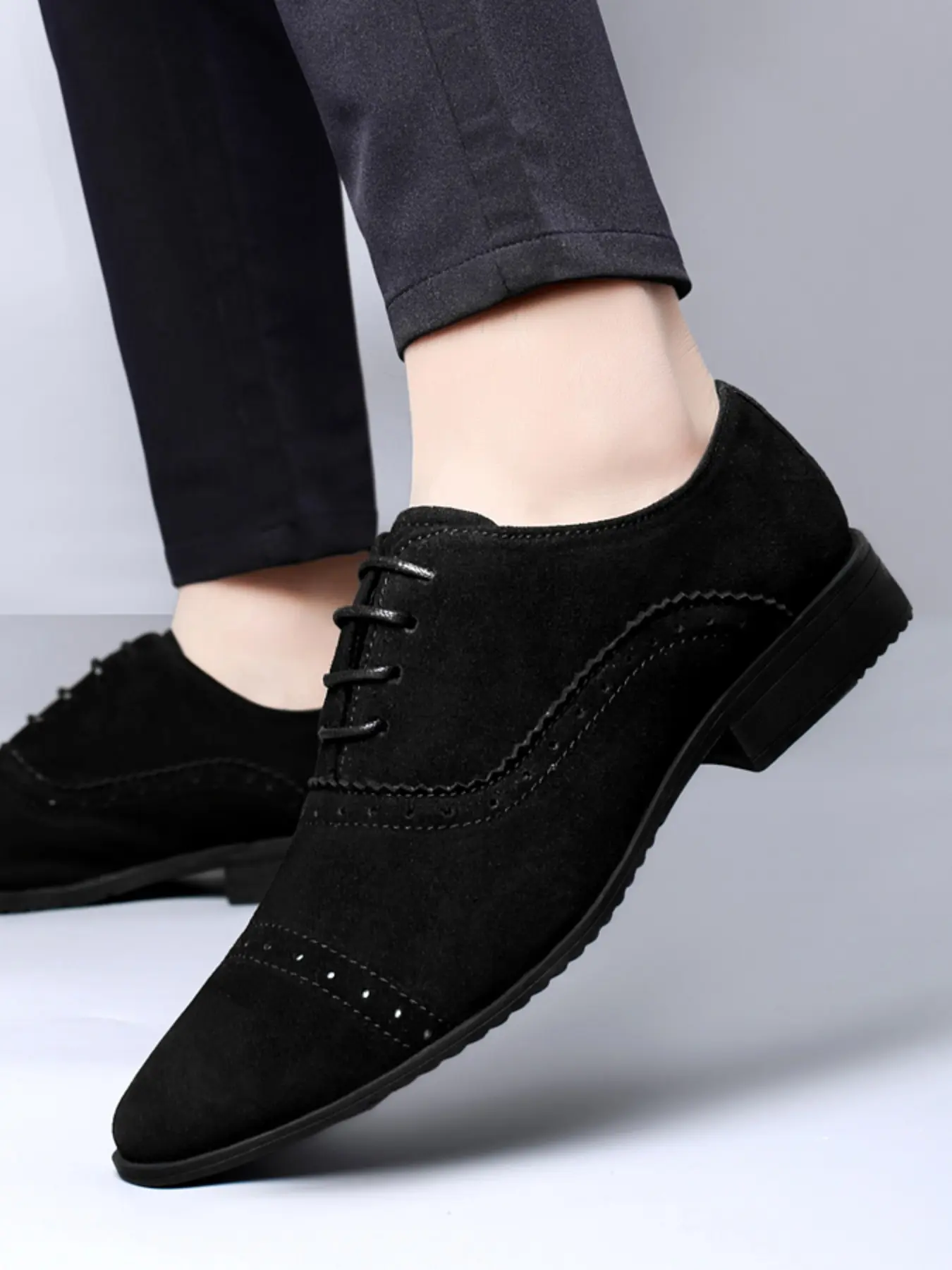 Men's New Spring Business Casual Shoes, Perforated Synthetic Suede, Breathable Comfort, Soft High-End Daily Commute Shoes