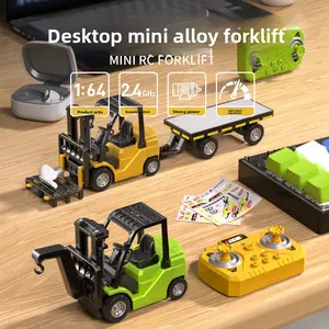 1:64 Alloy Remote-Operated RC Forklift Toy, Desktop Mini Construction Vehicle with Trailer Hook, Pallet, USB-C Rechargeable Engineering Car Model for Kids, Mini Gifts