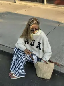 Elegant Loose-Fit Round Neck Long Sleeve Sweater, Ada Letter Pattern Knitted Top, Soft Comfortable Fashion Pullover Knitwear for Women