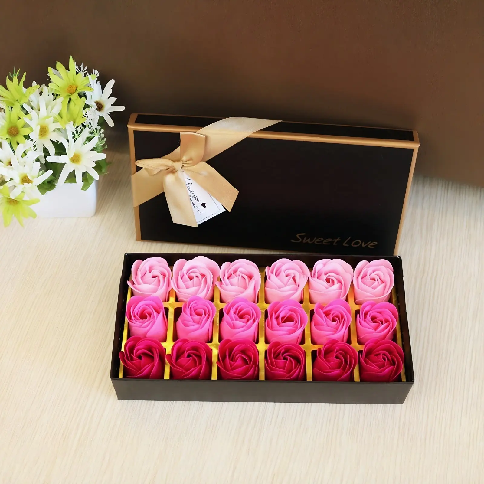 Soap Flower Gift Box, 18 Pieces, Rose Scented, Perfect Choice for Birthdays and Special Occasions, Ideal Gift, Artificial Flower and Decorative Flowers, Soap Rose Bouquets, Soap Roses Bouquet