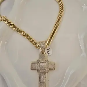 Cadena 536 con pendiente de cruz 976 unisex