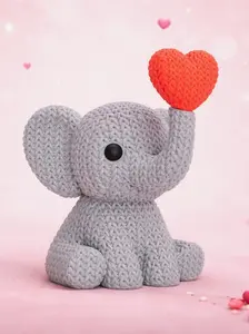 Knitted Elephant Figurine with Blowing Heart for Decoration Adorable Grey Crochet Toy Perfect for Decor home