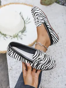 Women's Fashion Leopard Print Flat Mules with Metal Details, Elegant Comfortable Slip-On Shoes, Stylish One-Step Flats for Women