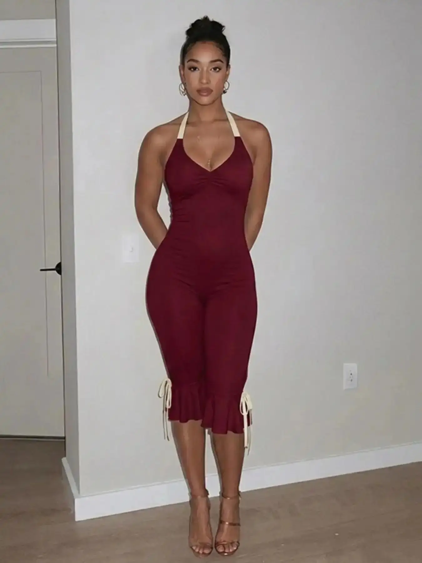 Women's Graceful Chic Fitted Solid Color Backless Halter Jumpsuit, Casual Sleeveless Long Bodycon Romper, Stylish Comfortable Clothing, one-piece wonder, effortless chic, streamlined style