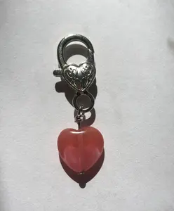 Cherry Quartz Heart Pet Collar Charm – Red Crystal Pet Accessory for Dogs & Cats